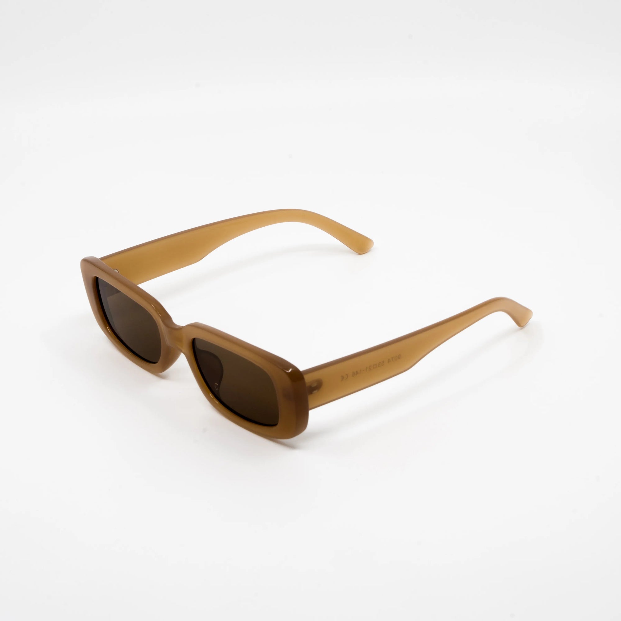 FILIP | Almond - EYEKØNIK EYEWEAR